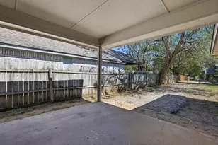 518 Leuty St, Justin, TX 76247 - Photo 21