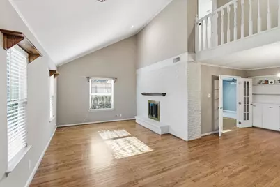 1140 Gloucester Court S, Irving, TX 75062 - Photo 5