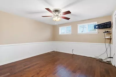 1140 Gloucester Court S, Irving, TX 75062 - Photo 21