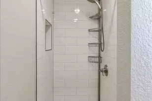 1140 Gloucester Ct S, Irving, TX 75062 - Photo 25