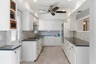 1140 Gloucester Ct S, Irving, TX 75062 - Photo 13