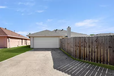 1417 Warwick Drive, Lancaster, TX 75134 - Photo 25