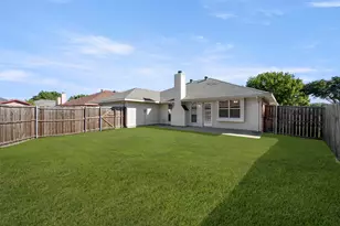 1417 Warwick Dr, Lancaster, TX 75134 - Photo 27