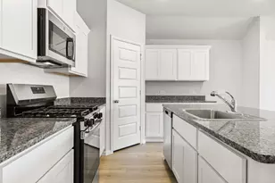 547 Forest Haven Dr, Van Alstyne, TX 75495 - Photo 3