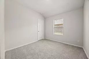 547 Forest Haven Dr, Van Alstyne, TX 75495 - Photo 11