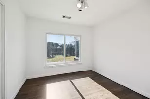 430 Mayrant Dr, Dallas, TX 75224 - Photo 25