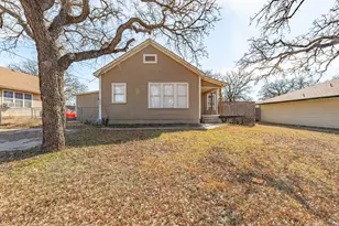 604 E Broadway St, Stephenville, TX 76401 - Photo 1