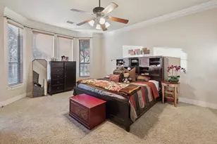 2221 Farrington Ln, Hurst, TX 76054 - Photo 17