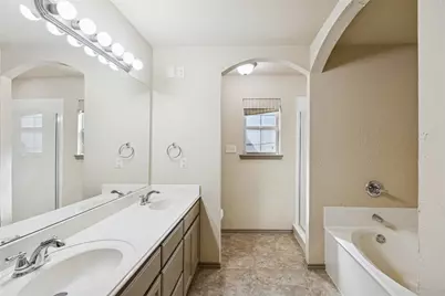 1749 Potomac Drive #R, Burleson, TX 76028 - Photo 9