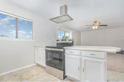 5549 Ragan Drive, The Colony, TX 75056 - Photo 5