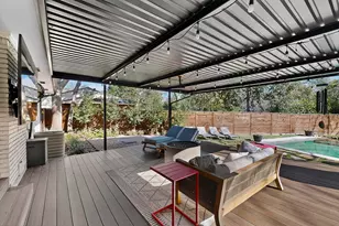 766 S Manus Dr, Dallas, TX 75224 - Photo 31