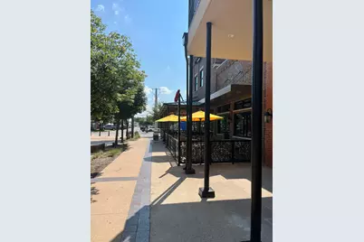 212 S Warren Street, Burleson, TX 76028 - Photo 9