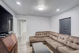 709 Dallas St, Grand Prairie, TX 75051 - Photo 23