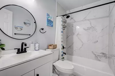 709 Dallas Street, Grand Prairie, TX 75051 - Photo 13