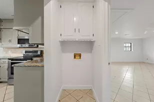 608 S Colorado St, Whitney, TX 76692 - Photo 15