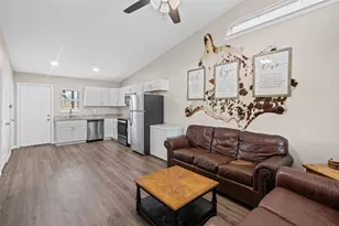 5413 Tin Top Hwy, Granbury, TX 76048 - Photo 7