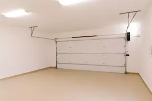 10930 Beauty Ln, Dallas, TX 75229 - Photo 23