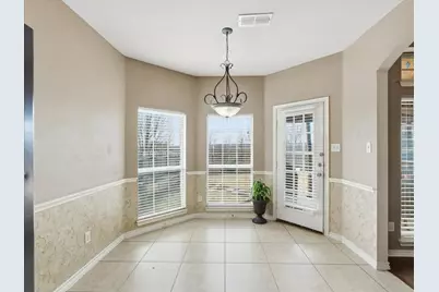 11200 Whispering Brook Lane, Fort Worth, TX 76140 - Photo 11