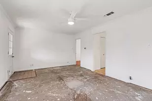 1705 Charlottsville Dr, Ennis, TX 75119 - Photo 27