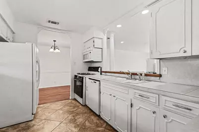 1705 Charlottsville Drive, Ennis, TX 75119 - Photo 11