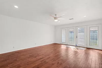 1705 Charlottsville Drive, Ennis, TX 75119 - Photo 3