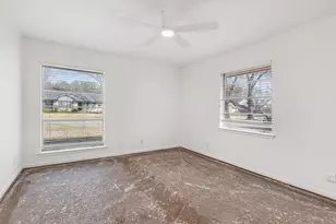 1705 Charlottsville Dr, Ennis, TX 75119 - Photo 19