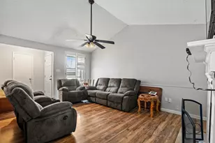 1402 S Carrier Pkwy, Grand Prairie, TX 75051 - Photo 5