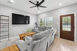 707 N Wilhite St, Cleburne, TX 76031 - Photo 5