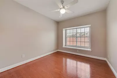 8300 Charleston Street, Irving, TX 75063 - Photo 9