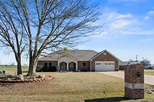 104 Blake St, Mabank, TX 75147 - Photo 1