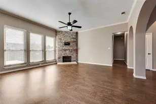 405 Arbor Lawn Dr, Burleson, TX 76028 - Photo 11