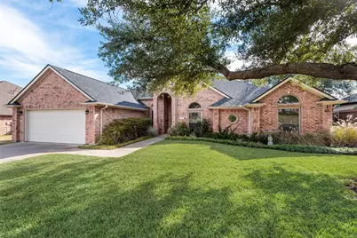 405 Arbor Lawn Drive, Burleson, TX 76028 - Photo 3