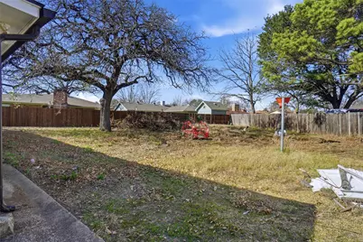 2105 W Shady Grove Road, Irving, TX 75060 - Photo 19