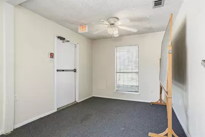 2105 W Shady Grove Road, Irving, TX 75060 - Photo 25