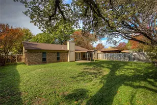 2717 Lucas Dr, Arlington, TX 76015 - Photo 35