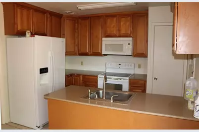 585 Manco Road, Lewisville, TX 75067 - Photo 3