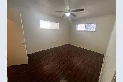 585 Manco Road, Lewisville, TX 75067 - Photo 7