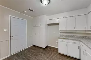 2321 Carten St, Fort Worth, TX 76112 - Photo 13