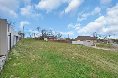 2909 Pearl Avenue, Fort Worth, TX 76106 - Photo 5