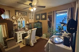 4108 Earl St, Haltom City, TX 76111 - Photo 17