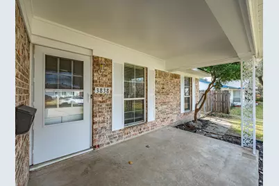 3838 Crestpark Drive, Farmers Branch, TX 75244 - Photo 7