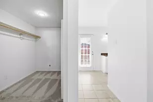 3838 Crestpark Dr, Farmers Branch, TX 75244 - Photo 35