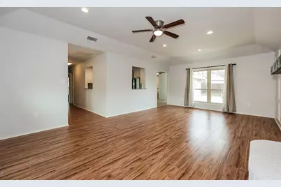 2002 Harwell Street, Grapevine, TX 76051 - Photo 3