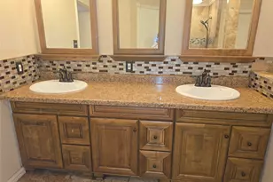 1088 Magnolia Ln, Cedar Hill, TX 75104 - Photo 11