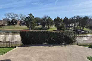 1088 Magnolia Ln, Cedar Hill, TX 75104 - Photo 3