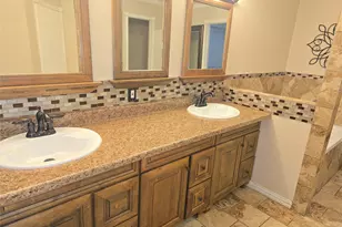 1088 Magnolia Ln, Cedar Hill, TX 75104 - Photo 9