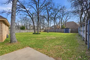 1312 Crows Nest Ct, Azle, TX 76020 - Photo 33