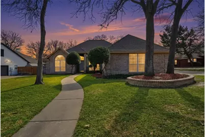 1312 Crows Nest Court, Azle, TX 76020 - Photo 5