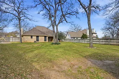 1312 Crows Nest Court, Azle, TX 76020 - Photo 23