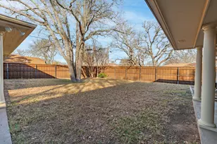 1511 Oak Forest Dr, Graham, TX 76450 - Photo 29